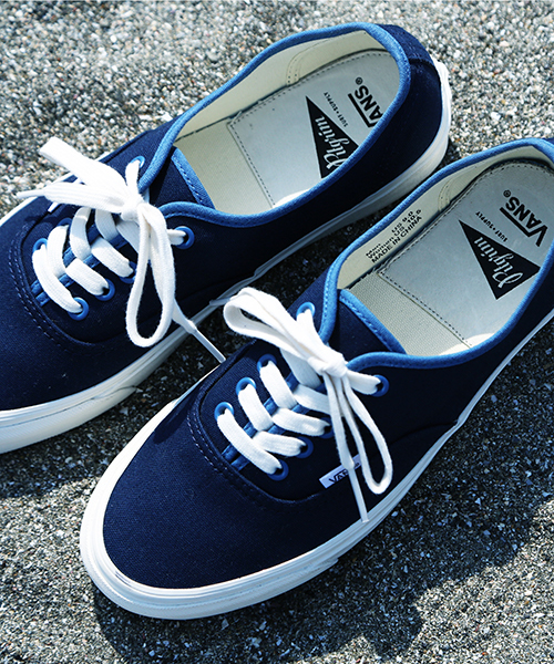 Pilgrim Surf Supply（ピルグリムサーフサプライ）の「VANS×Pilgrim Surf+Supply Vault OG Authentic (Women's)（スニーカー・レディース・ネイビー・4h/6h/6/5h/5）」の3枚目の写真