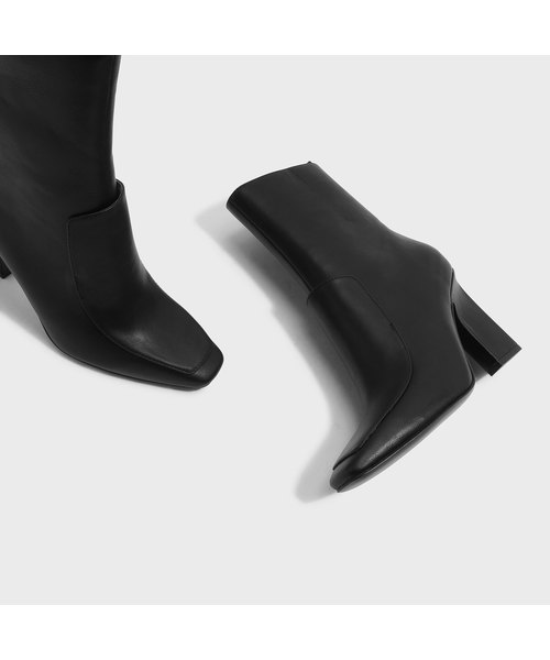 CHARLES & KEITH(チャールズ & キース)の「チャンキーヒールブーツ / CHUNKY HEEL BOOTS(ブーツ・レディース・グリーン/ブラック・23.5cm/23cm/24.5cm)」の7枚目の写真