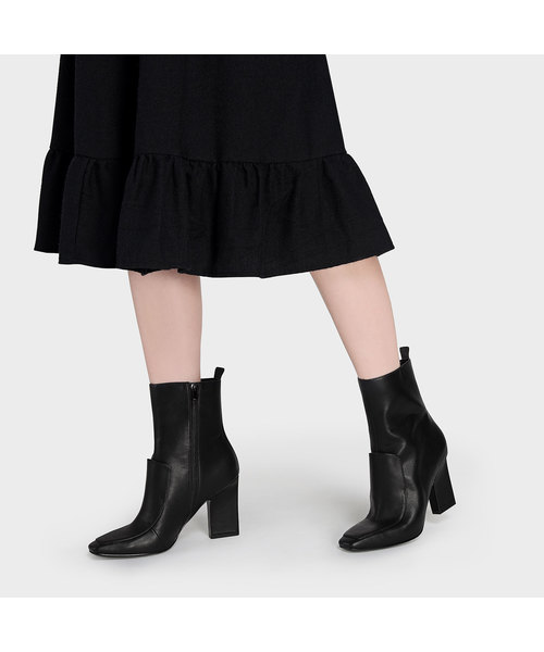 CHARLES & KEITH(チャールズ & キース)の「チャンキーヒールブーツ / CHUNKY HEEL BOOTS(ブーツ・レディース・グリーン/ブラック・23.5cm/23cm/24.5cm)」の4枚目の写真