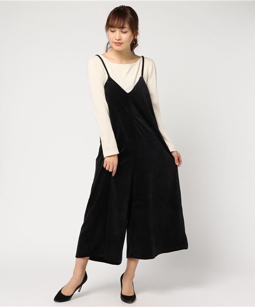 STYLEBLOCK(スタイルブロック)の「ベロアキャミオールインワン(サロペット/オーバーオール・レディース・ブラック/バーガンディー/ブラウン/ライトベージュ・M)」の2枚目の写真