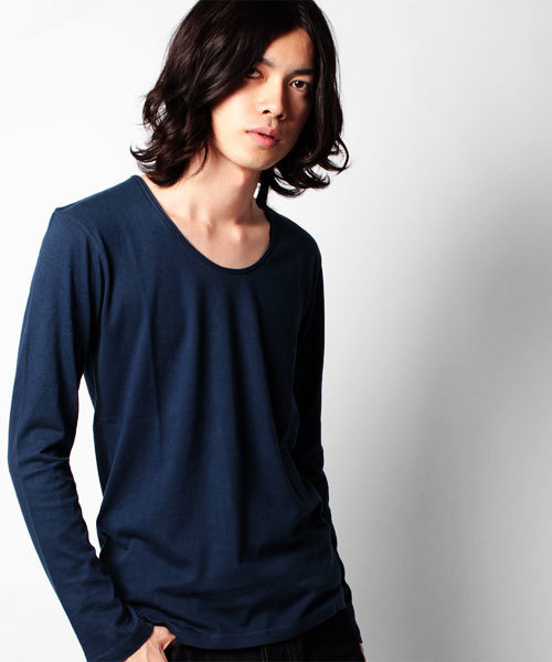 NANO universe（ナノユニバース）の「プレミアムスウィートU-neckTeeL/S（Tシャツ/カットソー・メンズ・ホワイト/トップグレー/チャコール/ラベンダー/スモークピンク/ライトパープル/パープル/ターコイズブルー/ネイビー/グリーン/ベージュ/オリーブ/マスタード/ボルドー/オレンジ/ダークグレー/ブラック・38/40/42）」の10枚目の写真