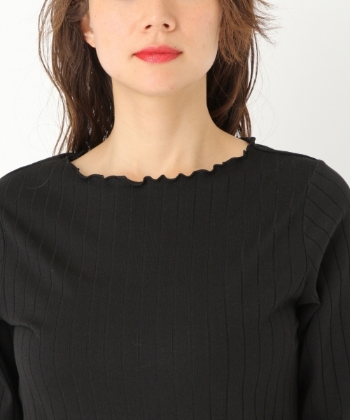 niko and...(ニコアンド)の「ワイドリブフリル7分プルオーバー(Tシャツ/カットソー・レディース・グリーン/ホワイト/ブラック/レッド・MEDIUM/LARGE)」の12枚目の写真