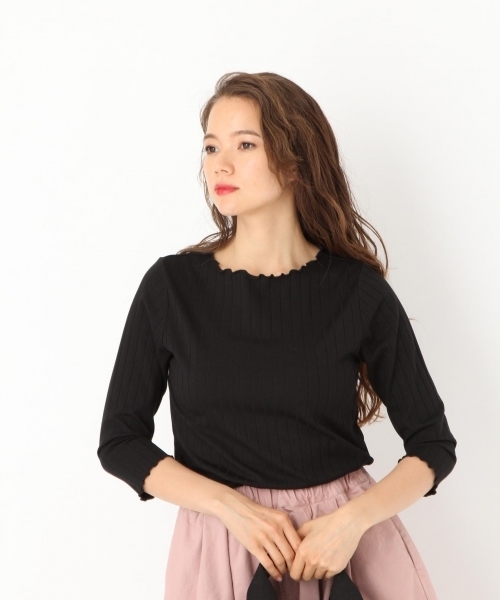 niko and...(ニコアンド)の「ワイドリブフリル7分プルオーバー(Tシャツ/カットソー・レディース・グリーン/ホワイト/ブラック/レッド・MEDIUM/LARGE)」の16枚目の写真