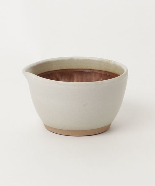 GEORGE'S（ジョージズ）の「楽すり鉢 中 白マット（キッチンツール・レディース・ホワイト・MEDIUM）」の4枚目の写真