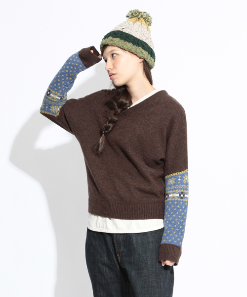 BEAMS BOY（ビームスボーイ）の「□BEAMS BOY / 5ゲージ 袖フェアアイル Vネック（ニット/セーター・レディース・ライトグレー/ブラウン/ネイビー・ONE SIZE）」の11枚目の写真