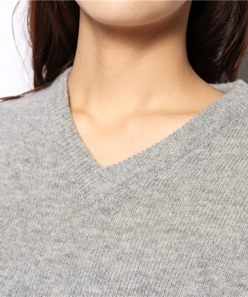 BEAMS BOY（ビームスボーイ）の「□BEAMS BOY / 5ゲージ 袖フェアアイル Vネック（ニット/セーター・レディース・ライトグレー/ブラウン/ネイビー・ONE SIZE）」の7枚目の写真
