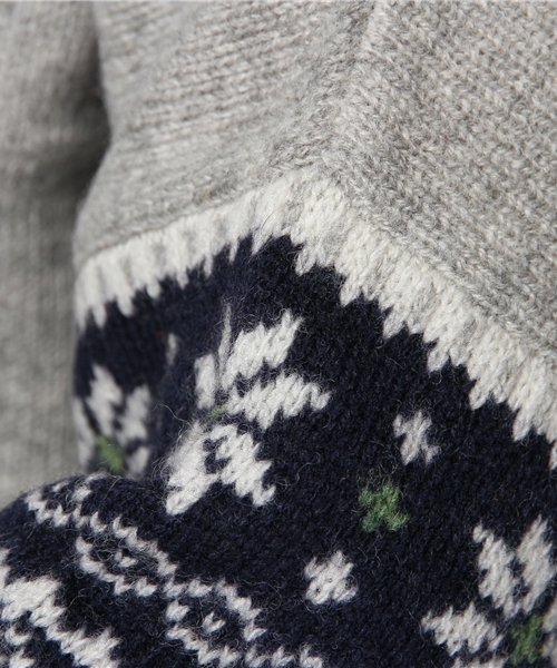 BEAMS BOY（ビームスボーイ）の「□BEAMS BOY / 5ゲージ 袖フェアアイル Vネック（ニット/セーター・レディース・ライトグレー/ブラウン/ネイビー・ONE SIZE）」の9枚目の写真