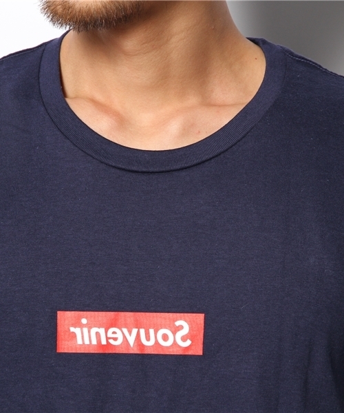 WHO'S WHO gallery（フーズフーギャラリー）の「【rinevuos】BOX TEE（Tシャツ/カットソー・メンズ・ホワイト/ネイビー・MEDIUM/LARGE）」の6枚目の写真