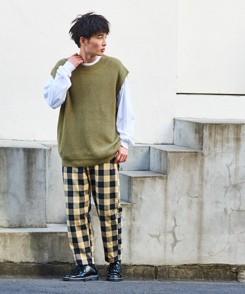kutir（クティール）の「チェックワイドテーパードパンツ（その他パンツ・メンズ・ベージュ/ライトベージュ/ホワイト系その他/ブラック系その他/グレー系その他/ブラウン系その他・SMALL/MEDIUM/LARGE）」の22枚目の写真