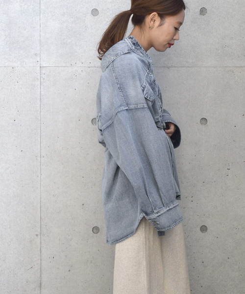 w closet(ダブルクローゼット)の「ビッグシルエットコットンツイルシャツ(シャツ/ブラウス・レディース・キナリ/ベージュ/ケミカルウォッシュ・FREE)」の18枚目の写真