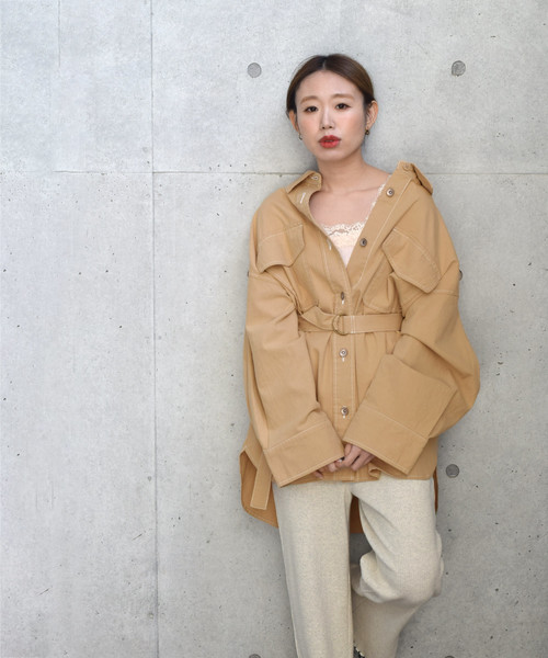 w closet(ダブルクローゼット)の「ビッグシルエットコットンツイルシャツ(シャツ/ブラウス・レディース・キナリ/ベージュ/ケミカルウォッシュ・FREE)」の12枚目の写真