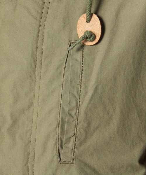 BEAUTY&YOUTH UNITED ARROWS（ビューティーアンドユースユナイテッドアローズ）の「BYBC タイプライターフードブルゾン ▽◆（ブルゾン・レディース・ベージュ/イエロー/オリーブ/レッド/ネイビー・SMALL/MEDIUM）」の18枚目の写真