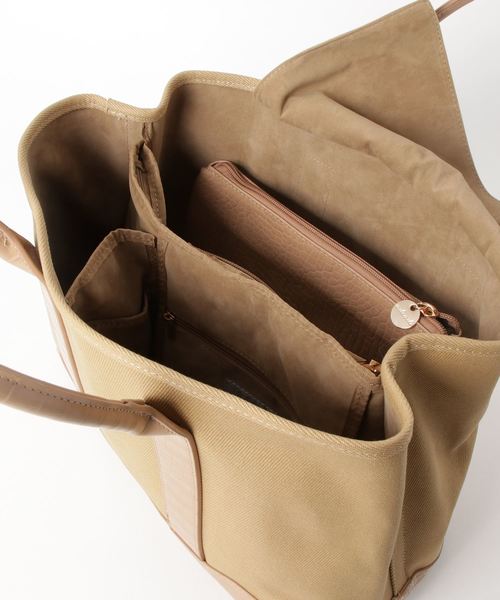 cache cache（カシュ カシュ）の「カシュカシュ cachecache / パーテーションキャンバストートバッグL（トートバッグ・レディース・ブラック/ネイビー/グレー/レッド/カーキ/キャメル/パイソン/ベージュ系その他/レオパード/シルバー/ゴールド/イエロー/アイボリー/ライトブルー・FREE）」の22枚目の写真