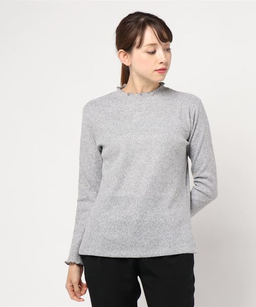 BELLUNA（ベルーナ）の「起毛素材メロウネックプルオーバー（Tシャツ/カットソー・レディース・ホワイト/ライトグレー/ブラック/ピンク・MEDIUM/LARGE/X-LARGE/XX-LARGE/XXX-LARGE/XXXX-LARGE）」の9枚目の写真