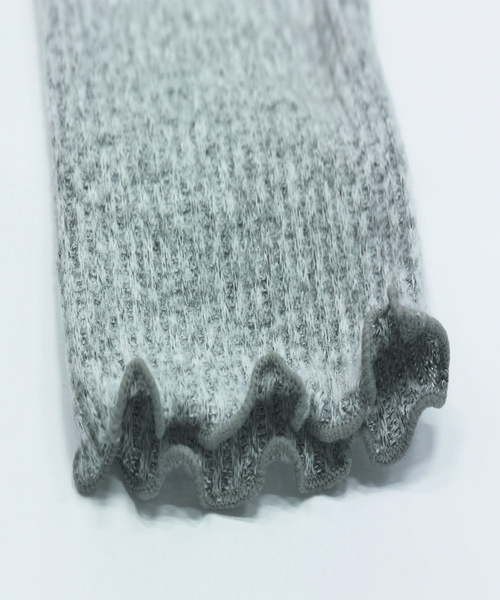 BELLUNA（ベルーナ）の「起毛素材メロウネックプルオーバー（Tシャツ/カットソー・レディース・ホワイト/ライトグレー/ブラック/ピンク・MEDIUM/LARGE/X-LARGE/XX-LARGE/XXX-LARGE/XXXX-LARGE）」の18枚目の写真