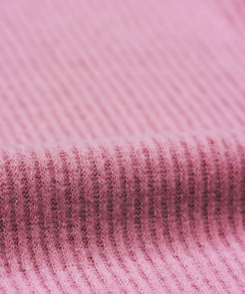 BELLUNA（ベルーナ）の「起毛素材メロウネックプルオーバー（Tシャツ/カットソー・レディース・ホワイト/ライトグレー/ブラック/ピンク・MEDIUM/LARGE/X-LARGE/XX-LARGE/XXX-LARGE/XXXX-LARGE）」の22枚目の写真