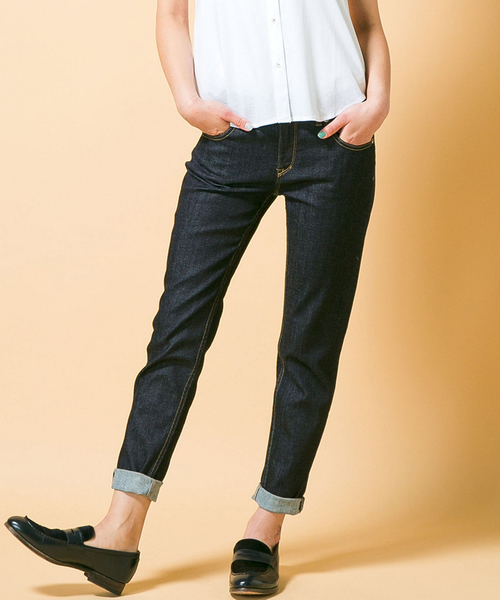 Paul Smith BLACK Paul by Paul Smith（ポールスミスブラック ポールバイポールスミス）の「ベーシックストレッチデニムパンツ（Paul by Paul Smith）（デニムパンツ・レディース・ブラック系/ネイビー系・24/26/28/25）」の2枚目の写真