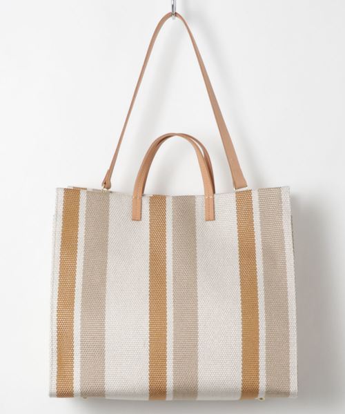 DouDou(ドゥドゥ)の「ストライプトートバッグ(ショルダーバッグ・レディース・ベージュ/ライトグレー・FREE)」の2枚目の写真