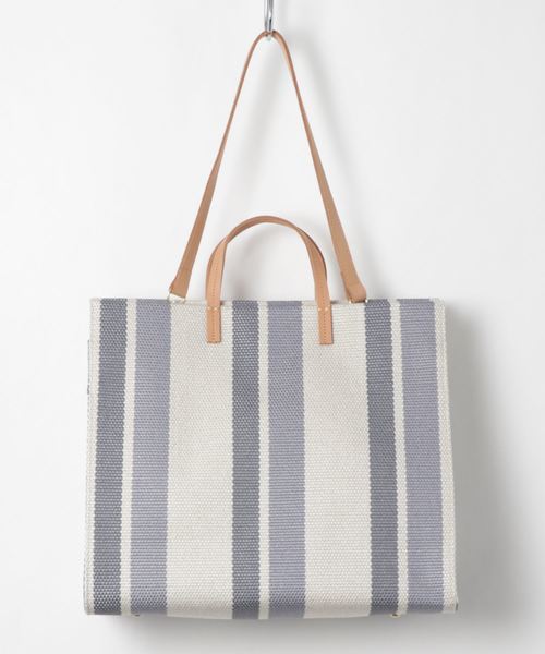 DouDou(ドゥドゥ)の「ストライプトートバッグ(ショルダーバッグ・レディース・ベージュ/ライトグレー・FREE)」の1枚目の写真