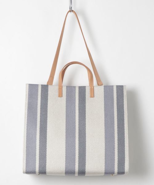 DouDou(ドゥドゥ)の「ストライプトートバッグ(ショルダーバッグ・レディース・ベージュ/ライトグレー・FREE)」の6枚目の写真