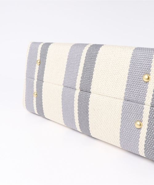 DouDou(ドゥドゥ)の「ストライプトートバッグ(ショルダーバッグ・レディース・ベージュ/ライトグレー・FREE)」の3枚目の写真