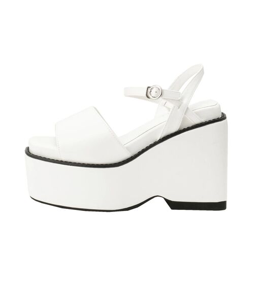 EMODA（エモダ）の「カーブラインタンクサンダル（サンダル・レディース・ホワイト/ブラック/シルバー・SMALL/MEDIUM/LARGE）」の12枚目の写真