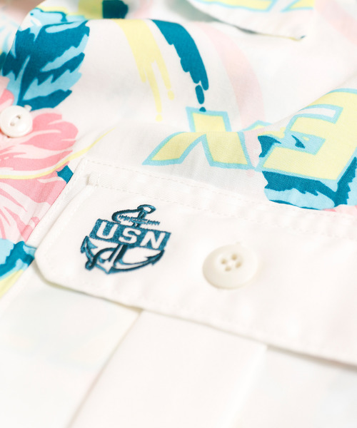 And A(アンドエー)の「AVIREX アヴィレックス / SS PINUP GIRL HAWAIIAN SH ピンナップガール ハワイアン アロハシャツ / 6195118(シャツ/ブラウス・メンズ・ホワイト/ブラック・MEDIUM/LARGE/X-LARGE/XX-LARGE)」の13枚目の写真