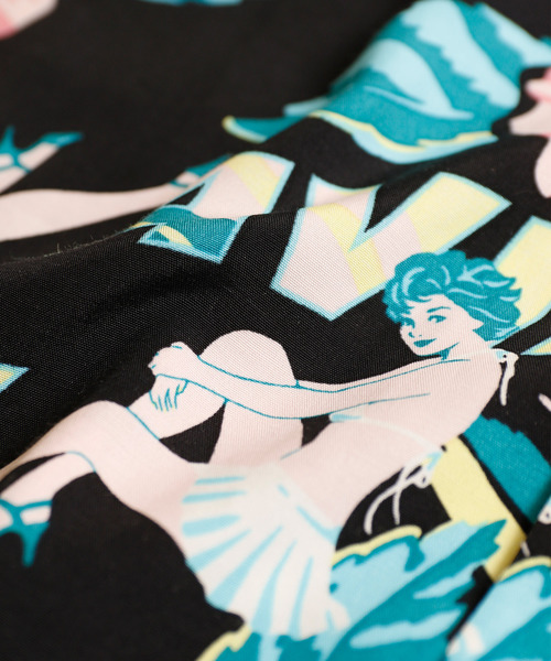 And A(アンドエー)の「AVIREX アヴィレックス / SS PINUP GIRL HAWAIIAN SH ピンナップガール ハワイアン アロハシャツ / 6195118(シャツ/ブラウス・メンズ・ホワイト/ブラック・MEDIUM/LARGE/X-LARGE/XX-LARGE)」の6枚目の写真