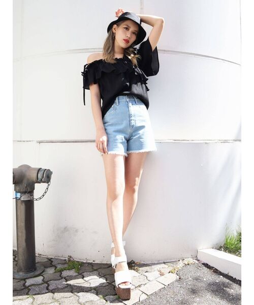 EMODA(エモダ)の「タンクボリュームウエッジヒール(サンダル・レディース・ホワイト/ブラック/レッド・SMALL/MEDIUM/LARGE)」の17枚目の写真