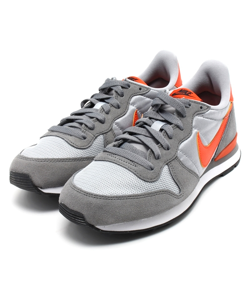NIKE（ナイキ）の「ウィメンズ ナイキ インターナショナリスト NIKE