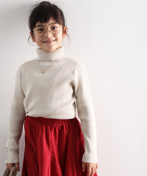 classicalelf（クラシカルエルフ）の「キッズ 袖シェルボタン付きタートルネックリブニット(長袖)（ニット/セーター・キッズ・ブラック/ベージュ/アイボリー/モカ・130/140/150）」の11枚目の写真