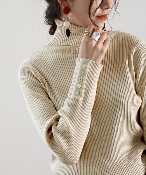 classicalelf（クラシカルエルフ）の「キッズ 袖シェルボタン付きタートルネックリブニット(長袖)（ニット/セーター・キッズ・ブラック/ベージュ/アイボリー/モカ・130/140/150）」の6枚目の写真