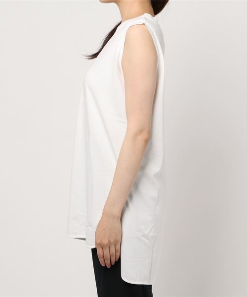 LOWRYS FARM（ローリーズファーム）の「ピグメントラウンドヘムノースリーブ　892691（Tシャツ/カットソー・レディース・ホワイト/チャコールグレー/パープル/ブルー・FREE）」の6枚目の写真