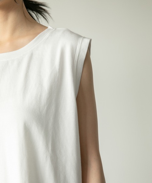 LOWRYS FARM（ローリーズファーム）の「ピグメントラウンドヘムノースリーブ　892691（Tシャツ/カットソー・レディース・ホワイト/チャコールグレー/パープル/ブルー・FREE）」の19枚目の写真