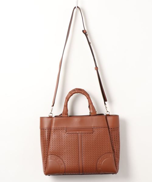 COLE HAAN（コールハーン）の「パーフォレーテッド レザー サッチェル 