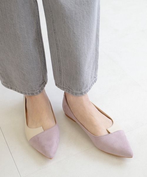 AmiAmi（アミアミ）の「バイカラーポインテッドトゥフラットパンプス（パンプス・レディース・ブラック/レオパード/グリーン系その他/アイボリー/キャメル/ライトグレー/パイソン/シルバー系その他/ブラウン系その他/ゼブラ/ラベンダー/イエロー/グレイッシュベージュ/ベージュ/ブラック系その他/ベージュ系その他/ライトベージュ/ブラック系その他2/ブロンズ/ブラック×シルバー/シルバー/ブラック系その他4/ブラック系その他3/シャンパン・38/39/35/36/37/41/40/34）」の15枚目の写真