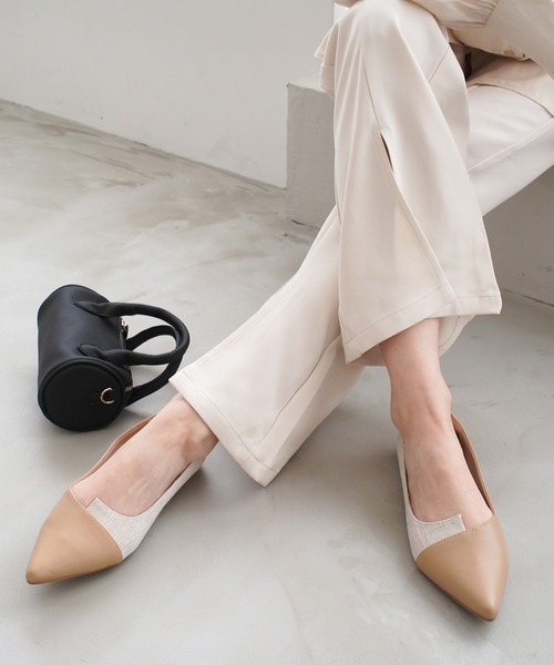 AmiAmi（アミアミ）の「バイカラーポインテッドトゥフラットパンプス（パンプス・レディース・ブラック/レオパード/グリーン系その他/アイボリー/キャメル/ライトグレー/パイソン/シルバー系その他/ブラウン系その他/ゼブラ/ラベンダー/イエロー/グレイッシュベージュ/ベージュ/ブラック系その他/ベージュ系その他/ライトベージュ/ブラック系その他2/ブロンズ/ブラック×シルバー/シルバー/ブラック系その他4/ブラック系その他3/シャンパン・38/39/35/36/37/41/40/34）」の11枚目の写真