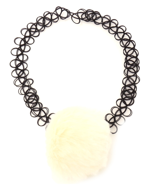 WEGO（ウィゴー）の「WEGO/ポンポンタトゥチョーカー（ネックレス・レディース・ホワイト/ブラック/パープル/ピンク・FREE）」の2枚目の写真