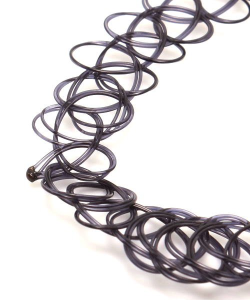 WEGO（ウィゴー）の「WEGO/ポンポンタトゥチョーカー（ネックレス・レディース・ホワイト/ブラック/パープル/ピンク・FREE）」の6枚目の写真