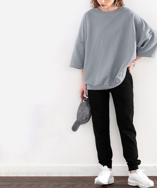 classicalelf(クラシカルエルフ)の「バックプリントで1+ ゆったり5分袖スウェット(Tシャツ/カットソー・レディース・ブラック/モカ/ブルー/アイボリー・MEDIUM/LARGE/X-LARGE)」の18枚目の写真
