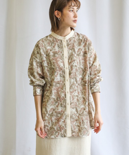 もーちゃん⭐︎レモン柄ピンクベージュブラウス select MOCA（セレクトモカ）の「2021 SS スタンドカラーニュアンス柄