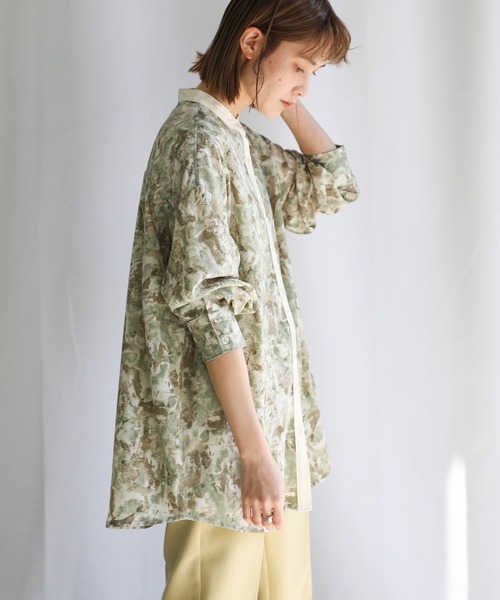 select MOCA(セレクトモカ)の「2021 SS スタンドカラーニュアンス柄シャツ(シャツ/ブラウス・レディース・ブルー/グリーン/ピンクベージュ・FREE)」の8枚目の写真