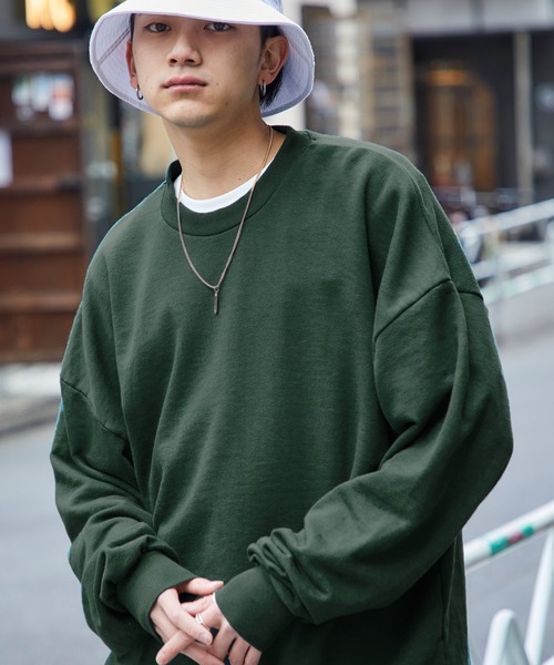 MONO-MART（モノマート）の「バイオフェード加工裏毛ビッグシルエットプルオーバースウェット（スウェット・メンズ・スモークピンク/ベージュ系その他/オリーブ/ダークグリーン/ライラック/ブラウン/ブラック/グリーン系その他/サックスブルー/ベージュ/ホワイト/ブルー系その他2/ブルー系その他/杢グレー・L/S/M/XL）」の9枚目の写真