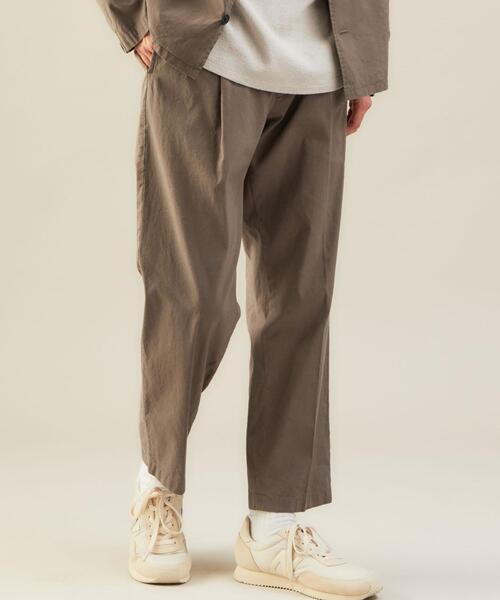 green label relaxing（グリーンレーベルリラクシング）の「OLT CM キュプラ リネン コード 1プリーツ 9分丈 イージーパンツ（その他パンツ・メンズ・ダークグリーン/ライトグレー/モカ・M/L/XL/S）」の2枚目の写真