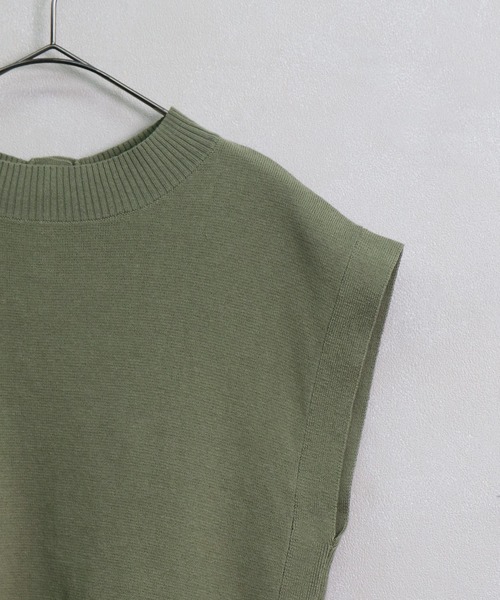 &g'aime(アンジェム)の「【&g'aime】ミラノリブニットショートベスト(ベスト・レディース・ライトグレー/ブラック/カーキ/グレイッシュベージュ・FREE)」の19枚目の写真