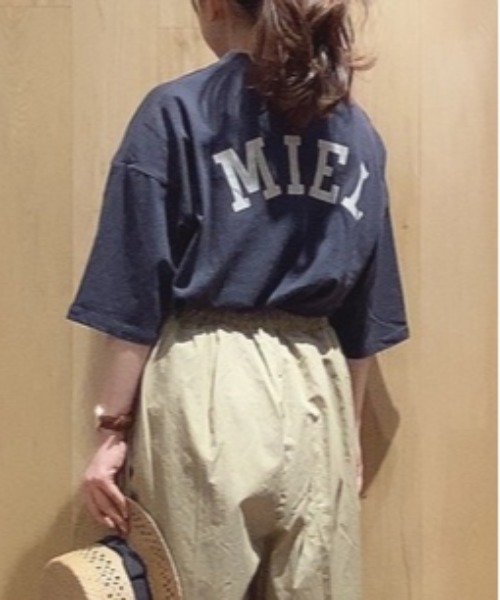 Samansa Mos2（サマンサ モスモス）の「ロゴチュニックTee（Tシャツ/カットソー・レディース・ベージュ/オフホワイト/チャコール・ﾌﾘ-）」の2枚目の写真