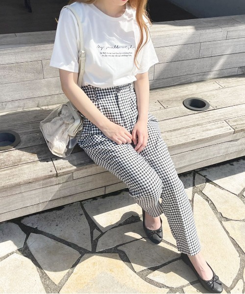 apres jour（アプレジュール）の「ちびロゴTシャツ【ZOZOTOWN限定アイテム】（Tシャツ/カットソー・レディース・オフホワイト/ピンクベージュ/アイボリー/モカ・フリー/X-LARGE）」の6枚目の写真