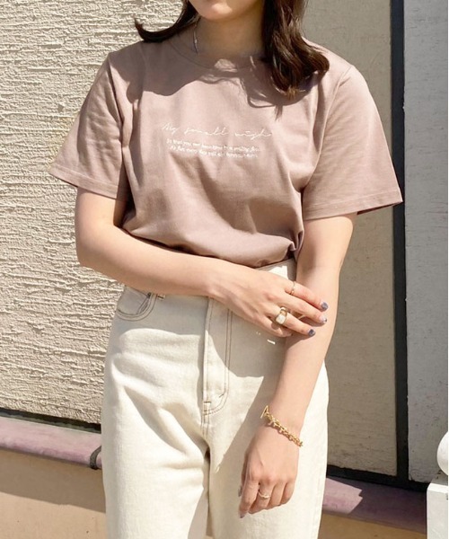 apres jour（アプレジュール）の「ちびロゴTシャツ【ZOZOTOWN限定アイテム】（Tシャツ/カットソー・レディース・オフホワイト/ピンクベージュ/アイボリー/モカ・フリー/X-LARGE）」の9枚目の写真