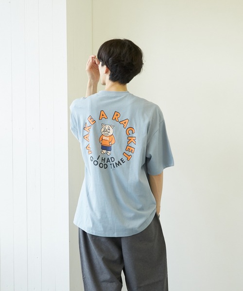 VIBGYOR(ヴィブジョー)の「【VIBGYOR BY AS】フロント刺繍バックプリントTEE(RE)(Tシャツ/カットソー・メンズ・ホワイト/ブルー/ブラック系その他・MEDIUM/LARGE)」の2枚目の写真