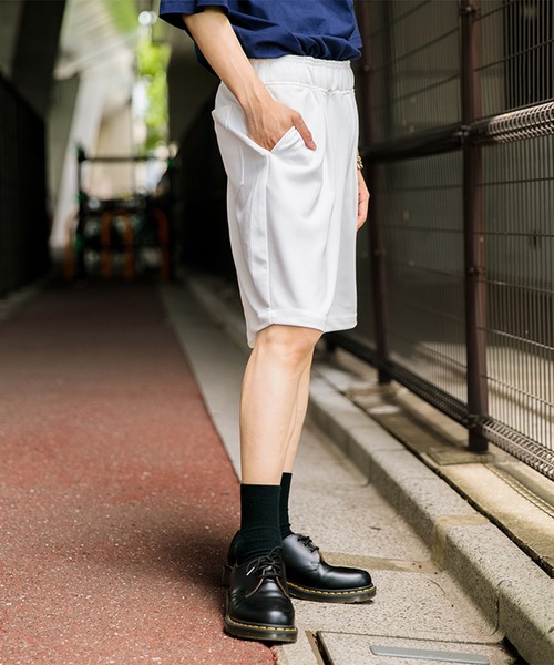 Adoon plain（アドーンプレーン）の「【Adoon plain】ナシジワイドハーフパンツ（その他パンツ・メンズ・ブラック/オフホワイト・MEDIUM/SMALL/LARGE）」の9枚目の写真